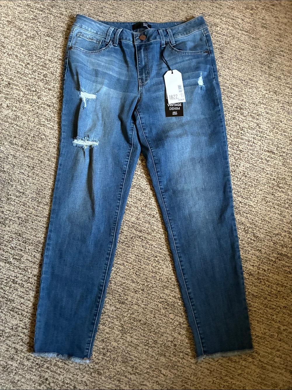 1822 Denim Women's Mid-Blue Skinny Jeans with Distressed Knees